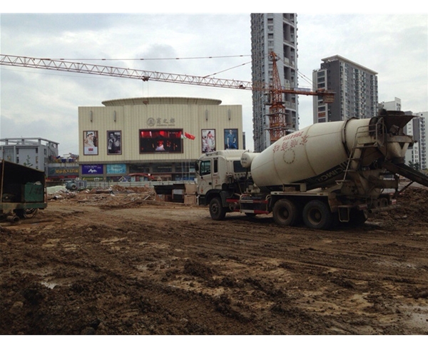 解放路地下商業(yè)街施工現場