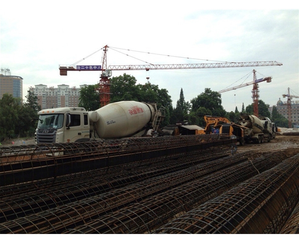 解放路地下商業(yè)街施工現場